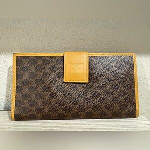 Authentic Celine Vintage Long Wallet. Great Condition